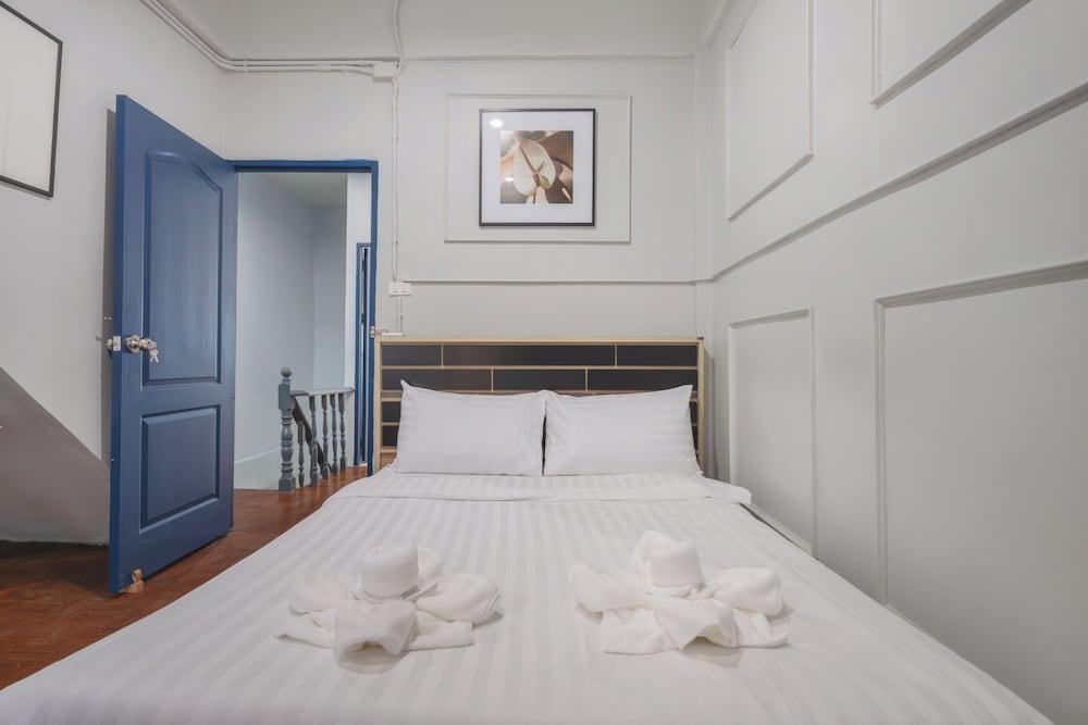 Arun Sa Wad House Sukhumvit 2 Guests