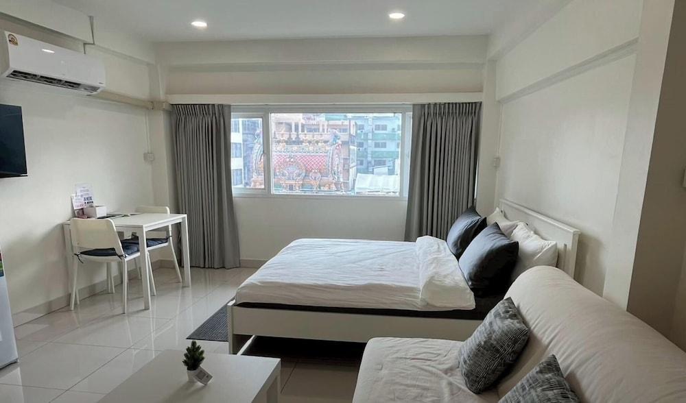Prime Silom Room Type - Studio, 1 King Bed with Sofa bed, Non Smoking, City View Prime Silom Room Type - Studio, 1 King Bed with Sofa bed, Non Smoking, City View
