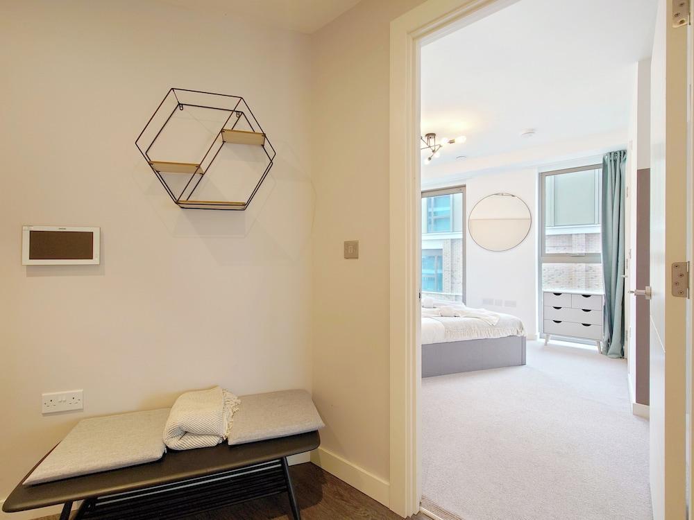 Capital Stay - Three Bed Apartment In Excel Room Type - Luxury Apartment, 3 Bedrooms (by London Excel)