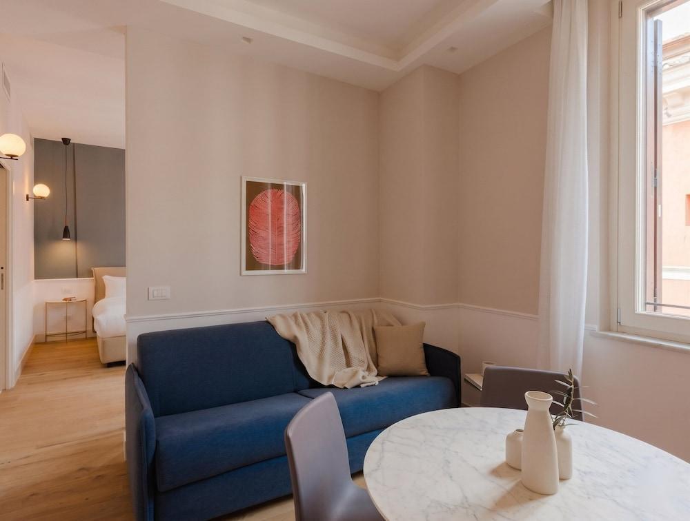 Numa Rome Condotti Room Type - 1 Bedroom Apartment with Sofa Bed