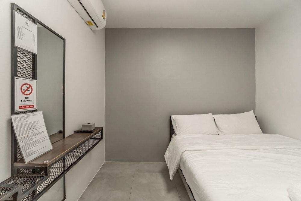 Nawin Hotel Donmueang Room Type - Standard Room (No Window)