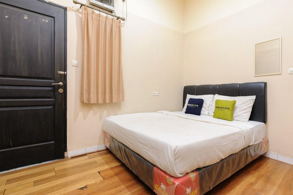 Urbanview Hotel Residence 446 Tanjung Duren