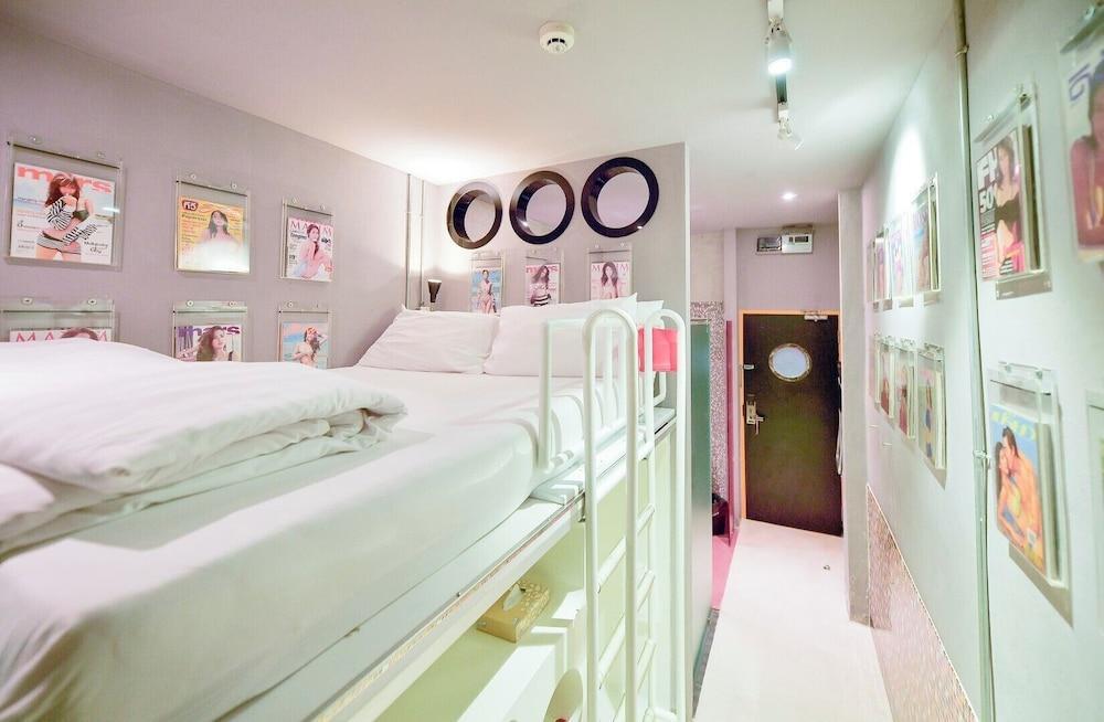 Jasaen Hotel Room Type - Double Loft Bed