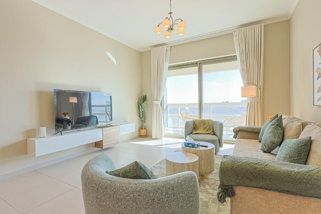 Saadiyat Serenity 1BR apartment with Beach access - Tap to explore photos