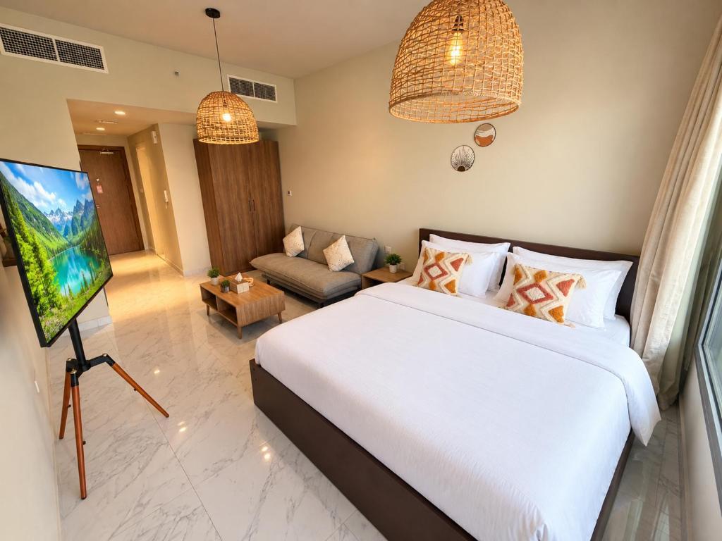The chic 215 Stylish Studio