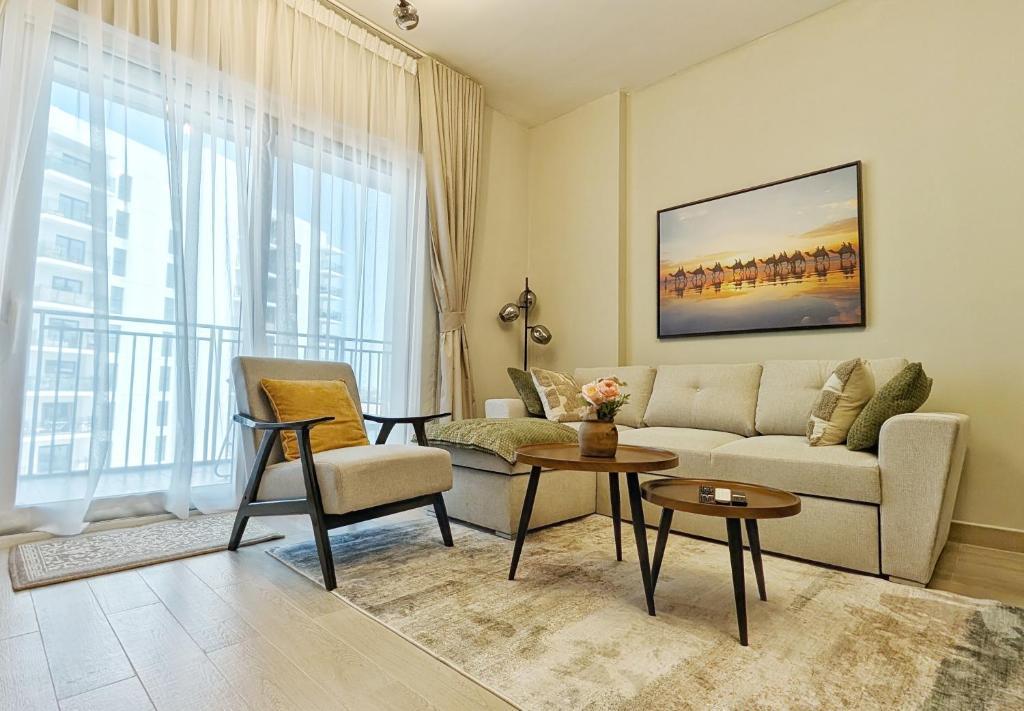 Central 2BR Apt Yas F1 Circuit