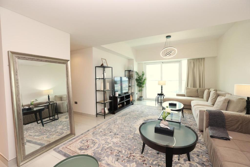 Lake View 2BR | Al Raha Beach | Sleeps 4 - Tap to explore photos