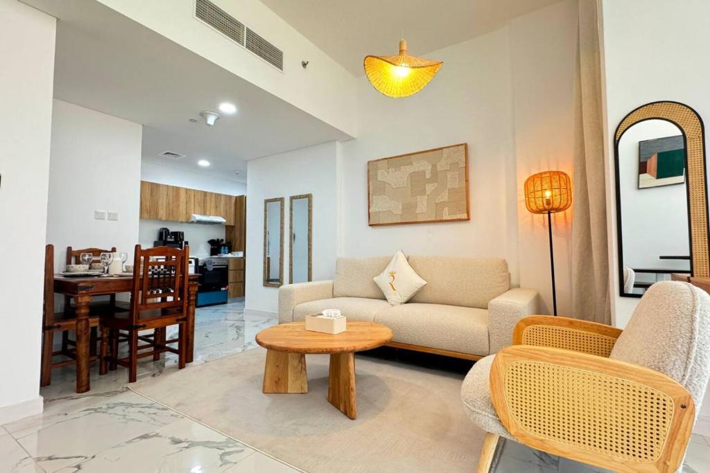 2BR Palm Grove - Modern Stay in Masdar City - Tap to explore photos