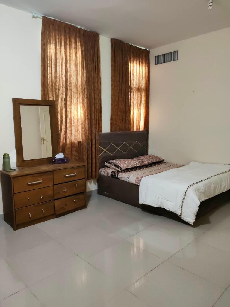 Laspinas Property