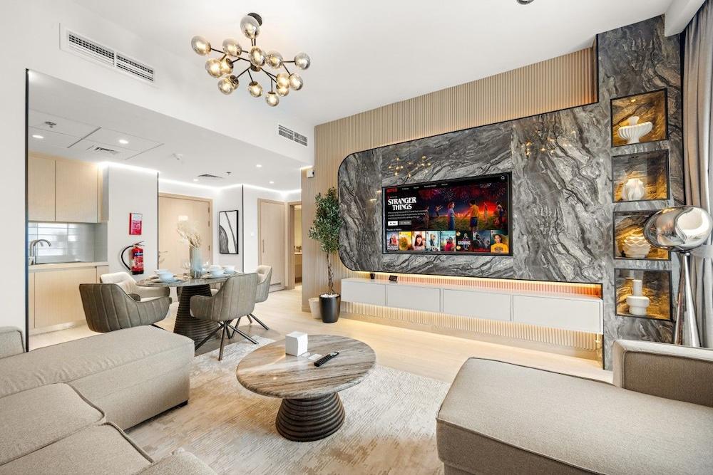 Desert Key - Perfectly Located Yas Island Premier Apts Room Type - Deluxe Apartment, 1 Bedroom, Balcony