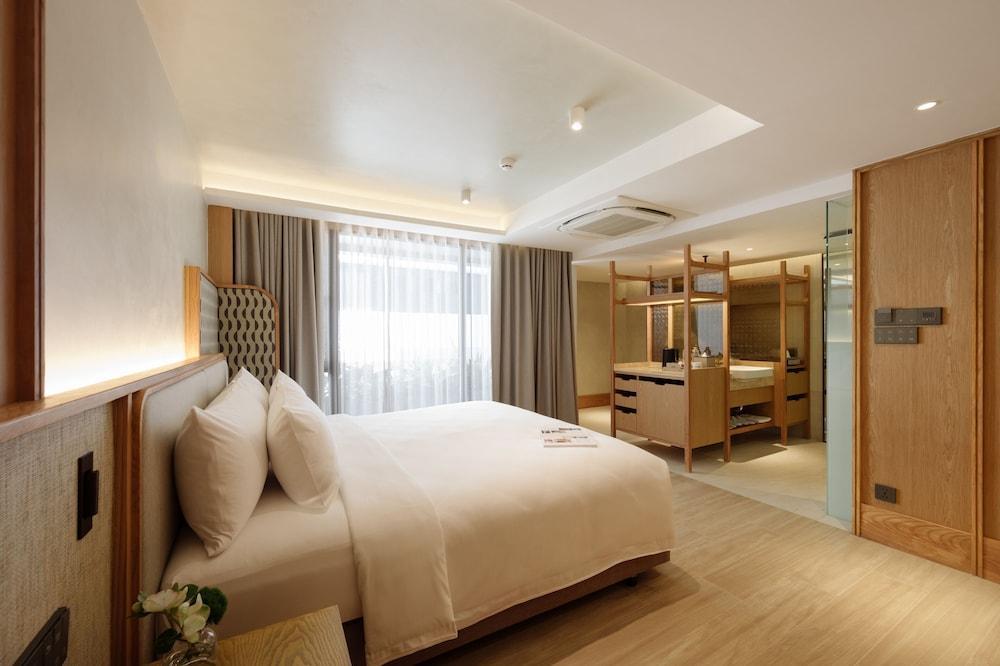 Ad Lib, Bangkok Room Type - Deluxe King