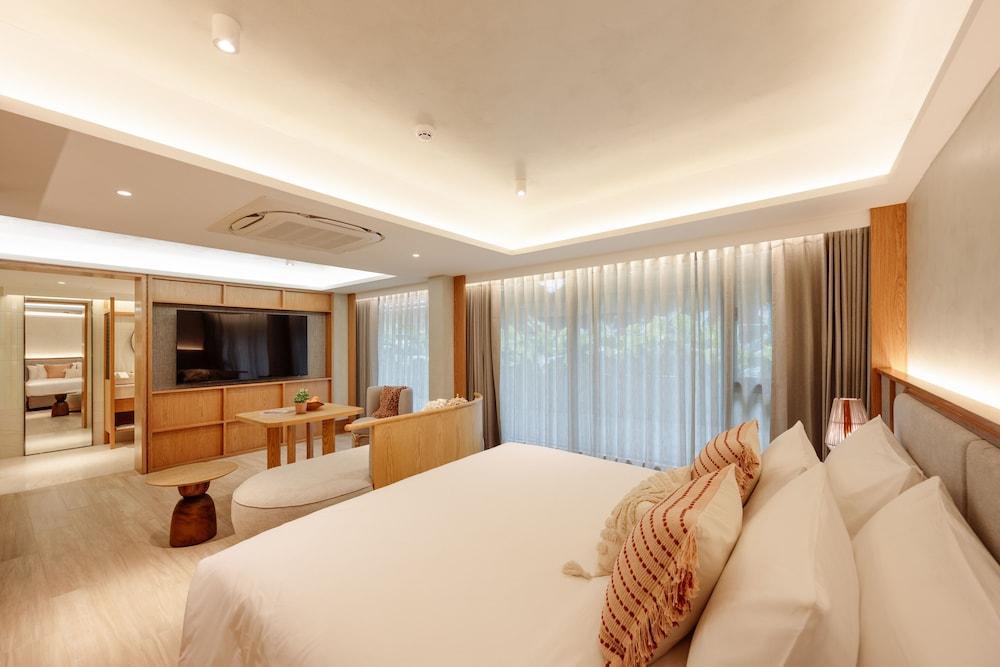 Ad Lib, Bangkok Room Type - Premier Plus King with Bathtub