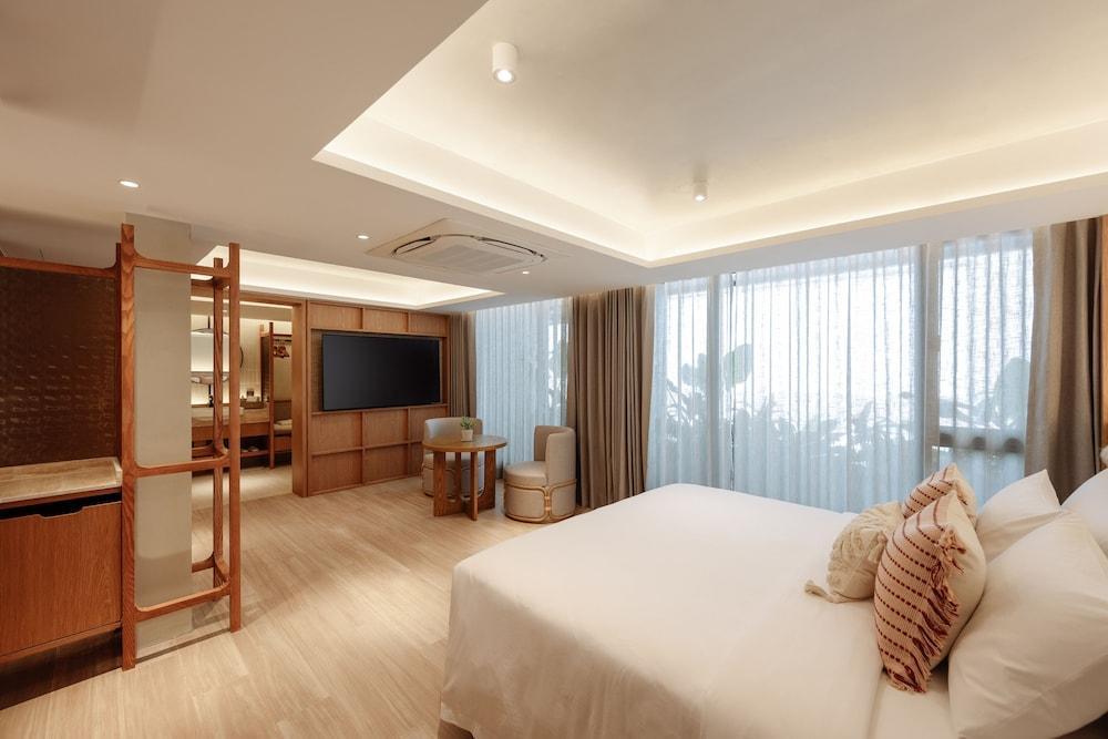 Ad Lib, Bangkok Room Type - Deluxe Plus King