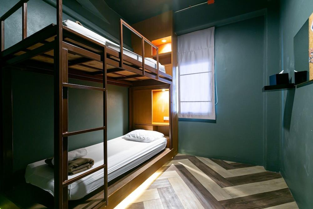 Loftel 22 Hostel Room Type - Basic Twin Room, Non Smoking, Shared Bathroom Loftel 22 Hostel Room Type - Basic Twin Room, Non Smoking, Shared Bathroom