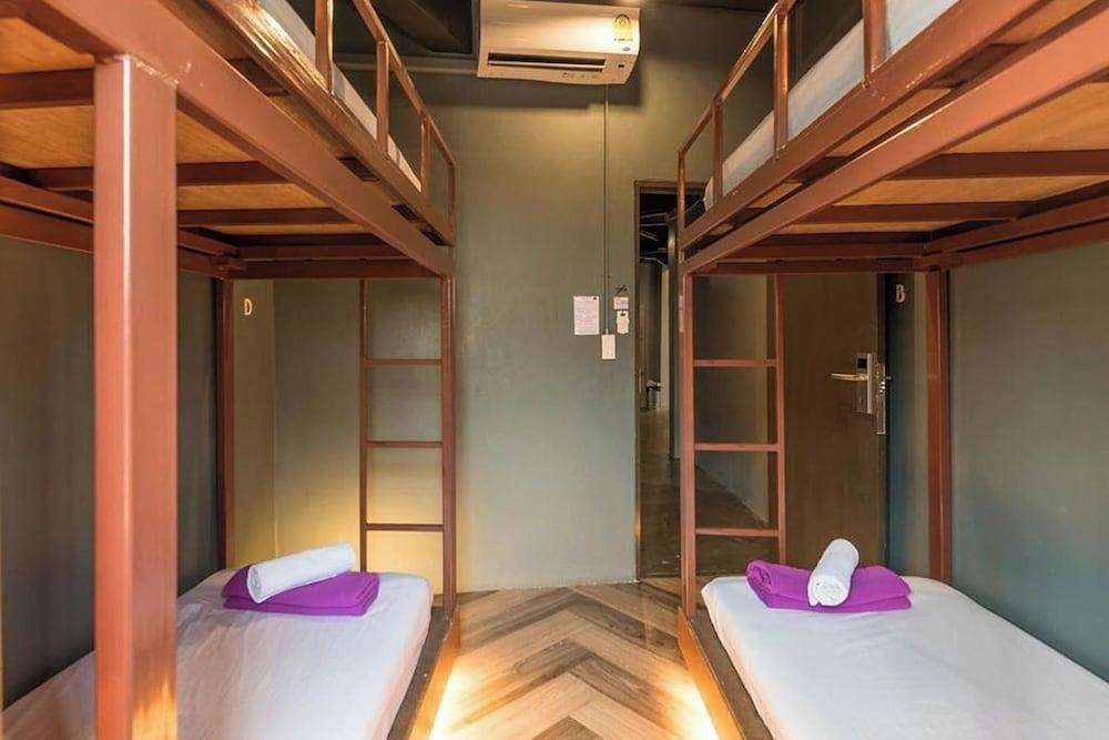 Loftel 22 Hostel Room Type - Family Room, Non Smoking, Shared Bathroom Loftel 22 Hostel Room Type - Family Room, Non Smoking, Shared Bathroom