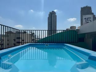 Pas Cher Hotel de Bangkok - Tap to explore photos