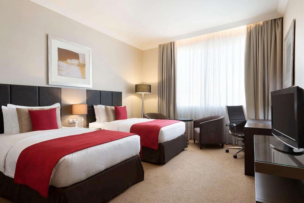 Ramada Abu Dhabi Downtown Room Type - Deluxe Room, 2 Twin Beds, Non Smoking