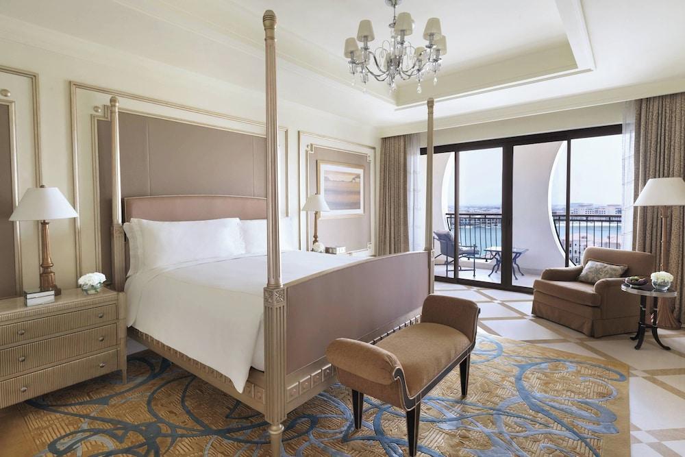 The Ritz-Carlton Abu Dhabi, Grand Canal Room Type - Royal Suite, 2 Bedrooms, The Ritz-Carlton Club Lounge Access