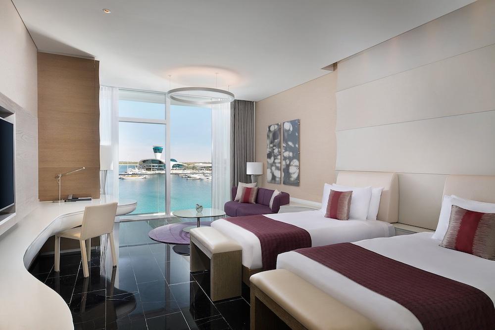 W Abu Dhabi - Yas Island Room Type - Deluxe Room, 1 Twin Bed, Balcony (View)