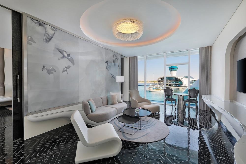 W Abu Dhabi - Yas Island Room Type - Superior Suite, 1 Bedroom, Balcony
