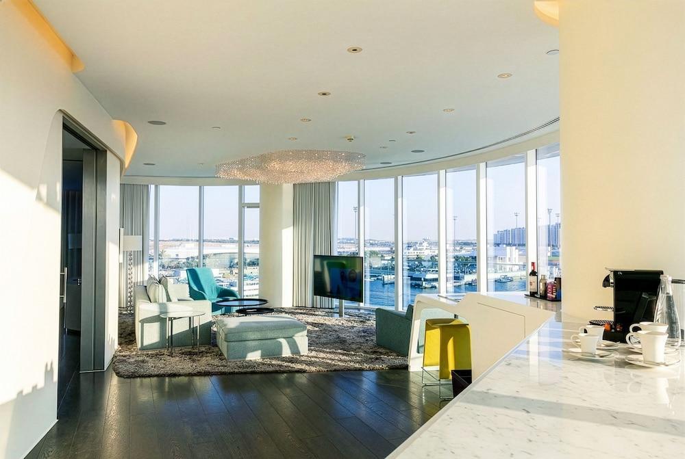 W Abu Dhabi - Yas Island Room Type - W Suite, Balcony with Complimentary Yas Beach Access