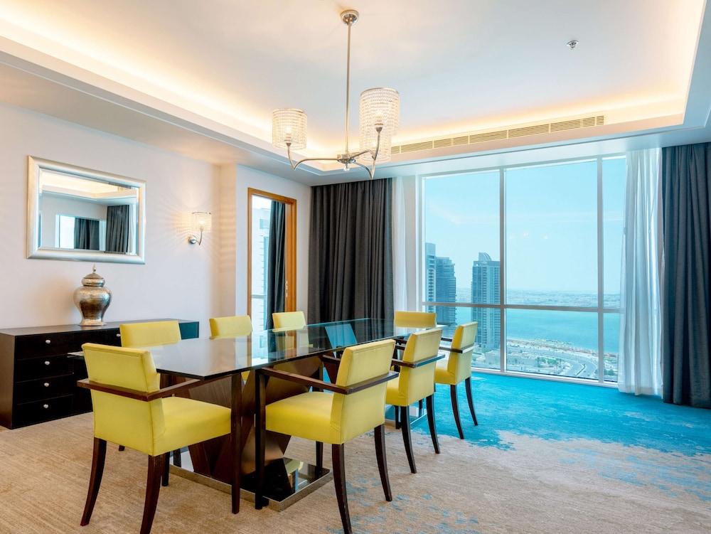 Hilton Doha Room Type - Presidential Suite (2 Bedrooms) Hilton Doha Room Type - Presidential Suite (2 Bedrooms)