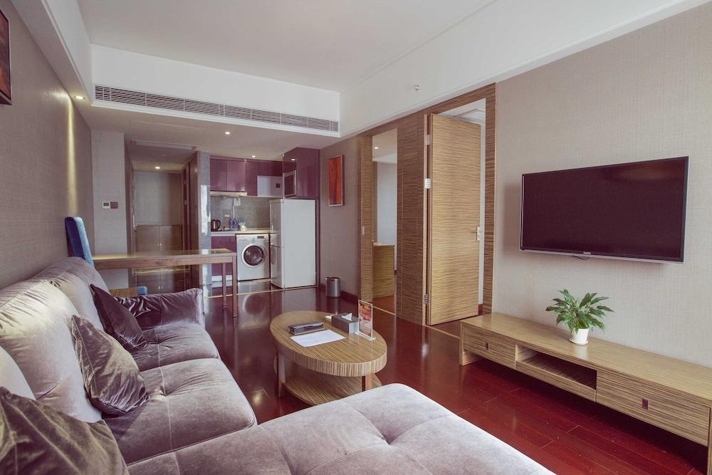 La Perle International Hotel Room Type - Family Suite