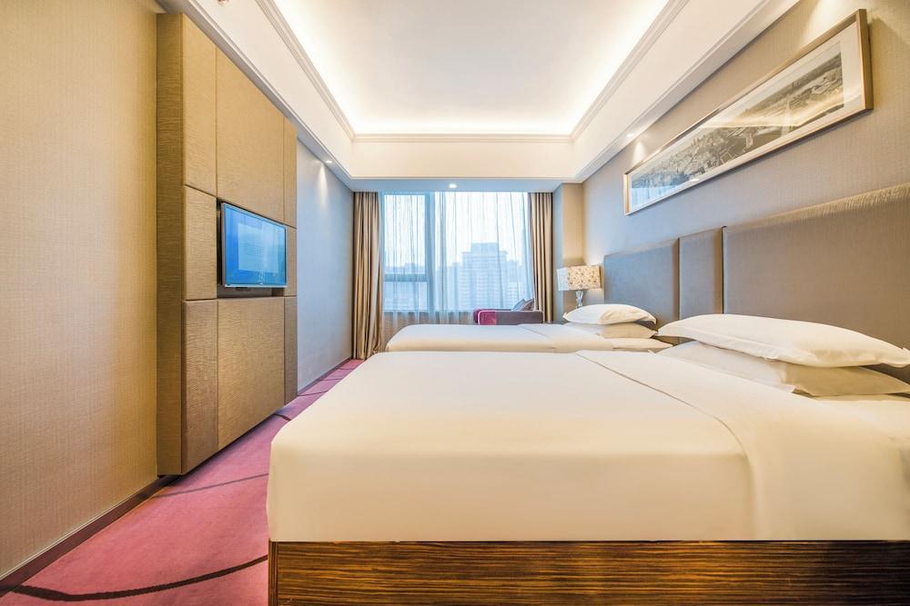 La Perle International Hotel Room Type - Comfort Twin Room