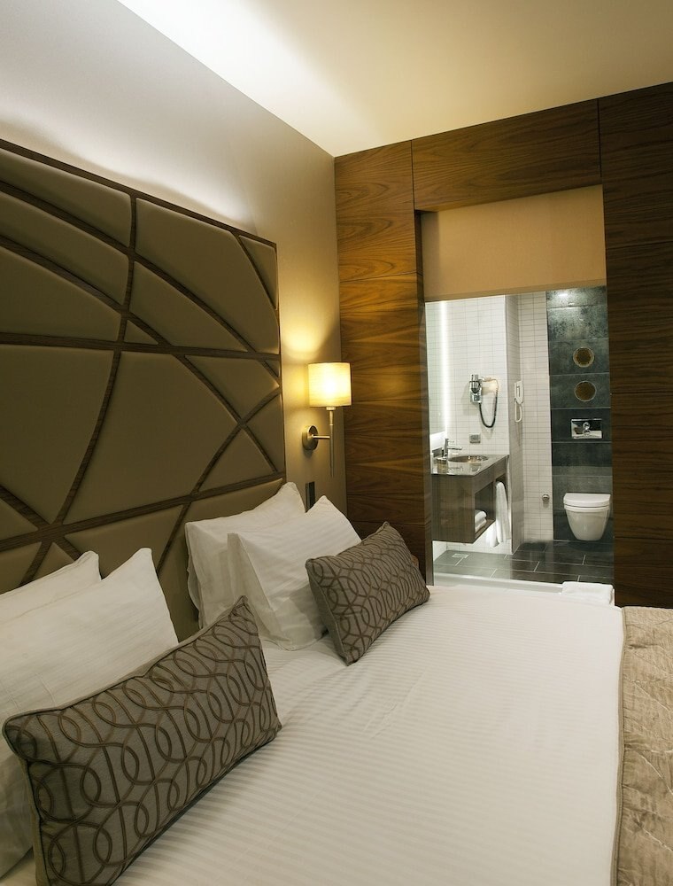 Cevahir Hotel Istanbul Asia Room Type - Superior Room, 1 Double Bed, City View