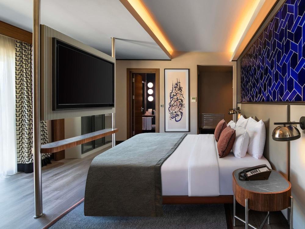 Mercure Istanbul Altunizade Room Type - Superior Room, 1 Double Bed with Sofa bed Mercure Istanbul Altunizade Room Type - Superior Room, 1 Double Bed with Sofa bed