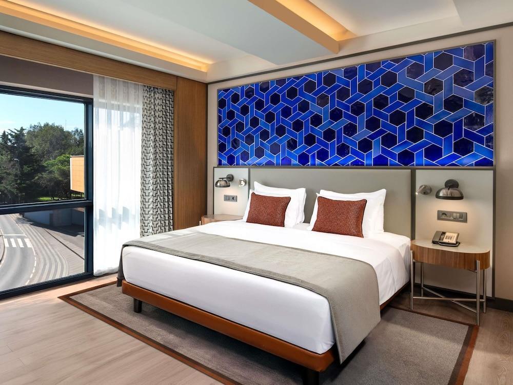 Mercure Istanbul Altunizade Room Type - Junior Suite, 1 Double Bed with Sofa bed Mercure Istanbul Altunizade Room Type - Junior Suite, 1 Double Bed with Sofa bed