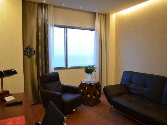 Ramada Hotel Suites By Wyndham Istanbul Atakoy Istanbul 1 3 1 2 6 4 1 Price Address Reviews
