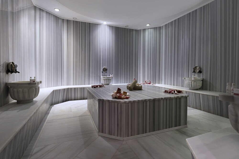 Pablo Di Pera Istanbul Price Address Reviews