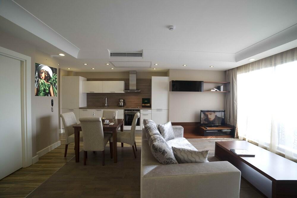 Taba Luxury Suites Room Type - 1 Bedroom Apartment with Kitchen Taba Luxury Suites Room Type - 1 Bedroom Apartment with Kitchen