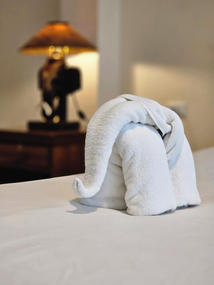 Aonang Goodwill Hotel - Tap to explore photos