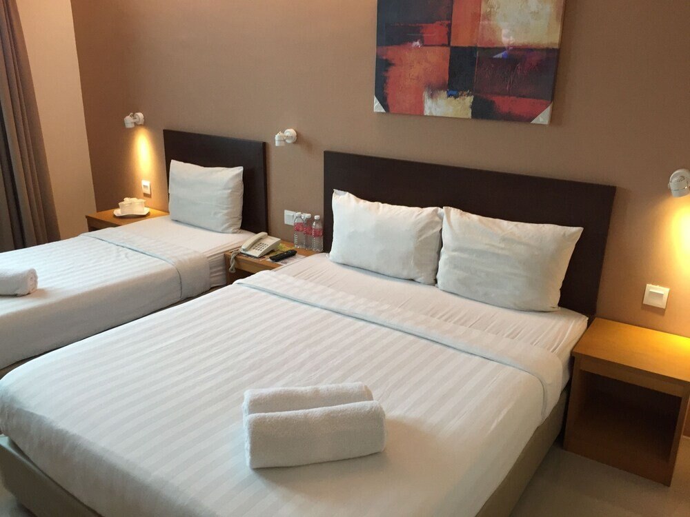 Hotel Asia Room Type - Executive Triple Room