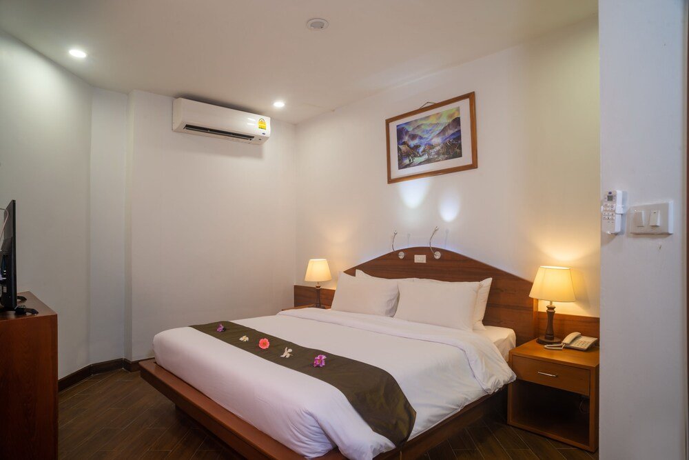 Aloha Resort Room Type - Beachfront Suite Aloha Resort Room Type - Beachfront Suite