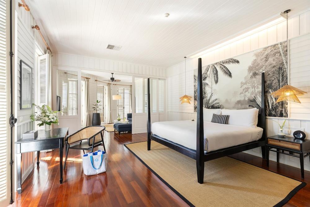 Outrigger Koh Samui Beach Resort Room Type - Club Lamai Suite 1 King Outrigger Koh Samui Beach Resort Room Type - Club Lamai Suite 1 King