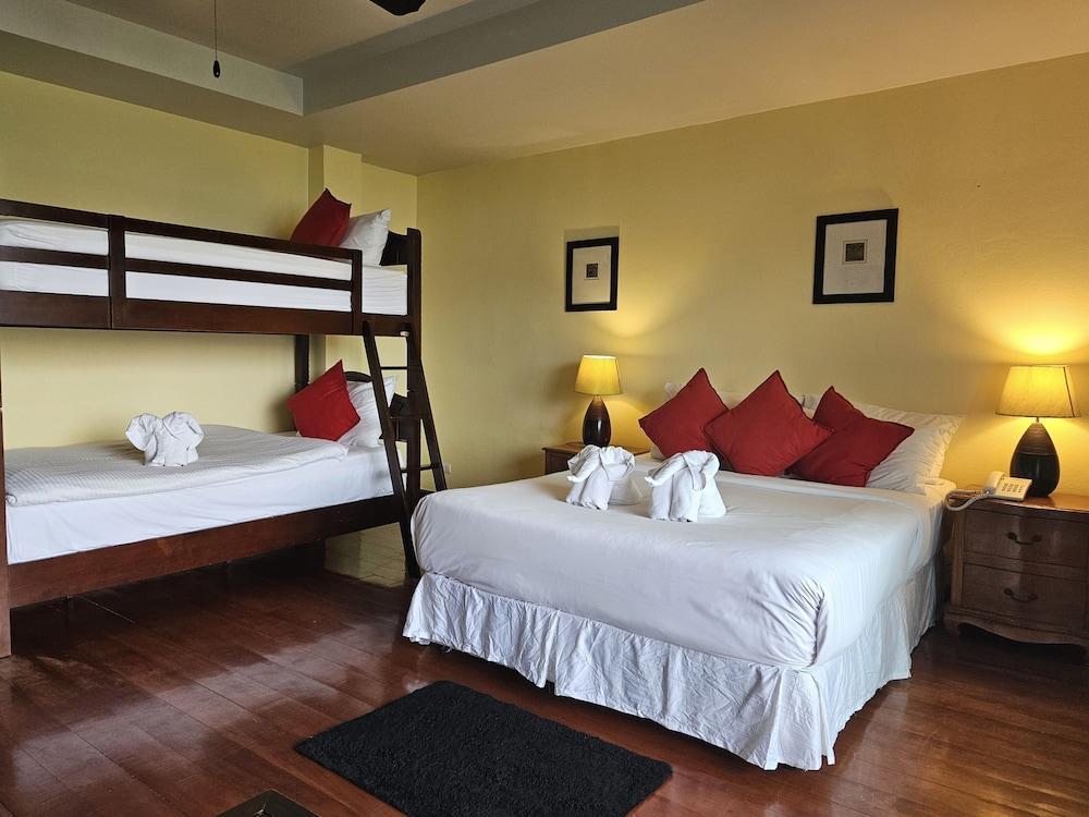 Cinnamon Beach Villas, Koh Samui Room Type - Family Quadruple Room, Sea View Cinnamon Beach Villas, Koh Samui Room Type - Family Quadruple Room, Sea View