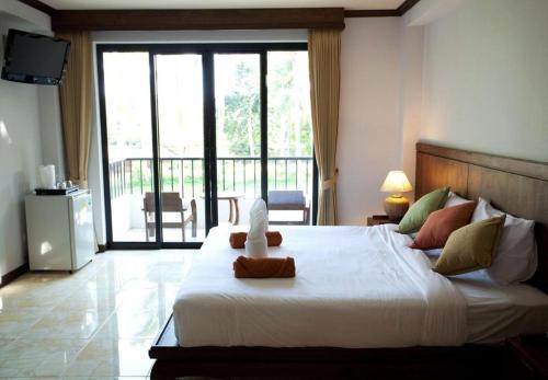 ASTROCOCO beach resort by Coconut Beach Room Type - Standard Double Room