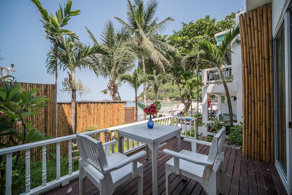 Crystal Bay Beach Resort Room Type - Beachfront Deluxe with Terrace