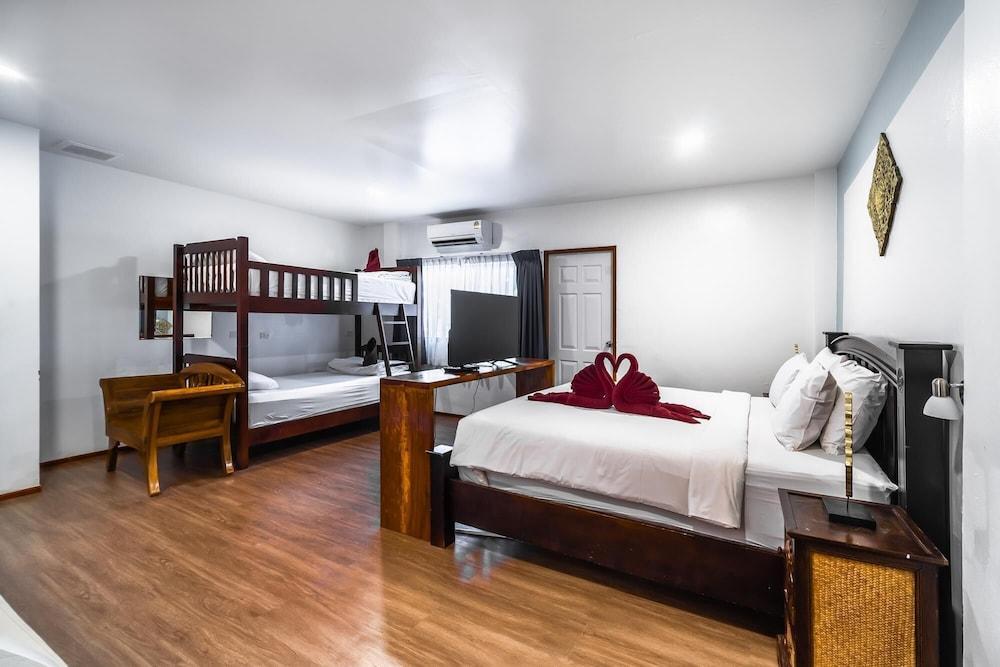 Crystal Bay Beach Resort Room Type - Quadruple Room