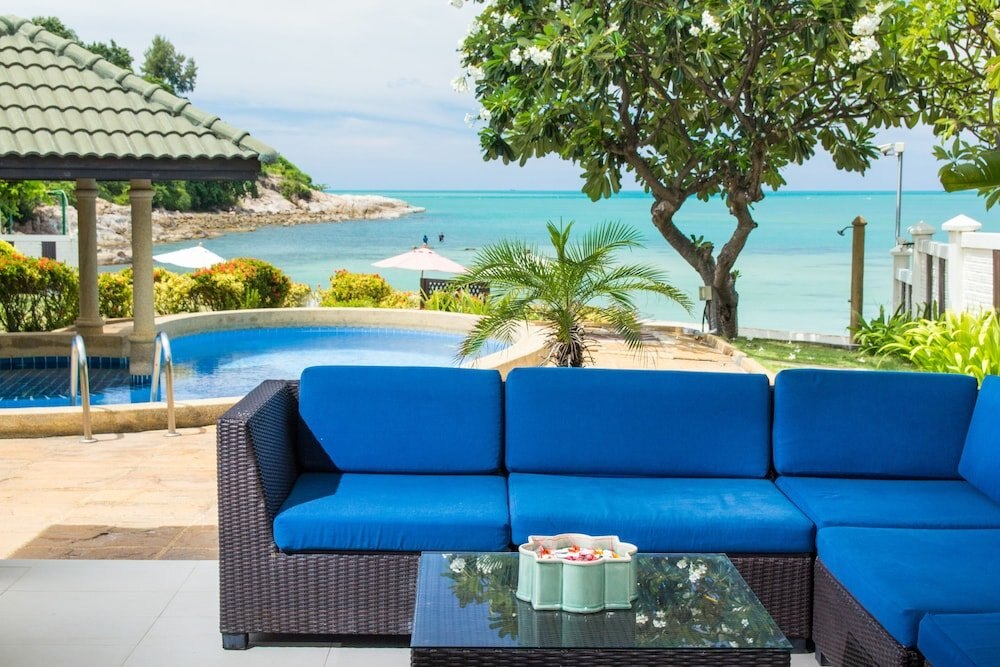 Idyllic Samui Beach Villa Resort Room Type - 5 Bedrooms Beachfront Exclusive Grand Villa Deluxe