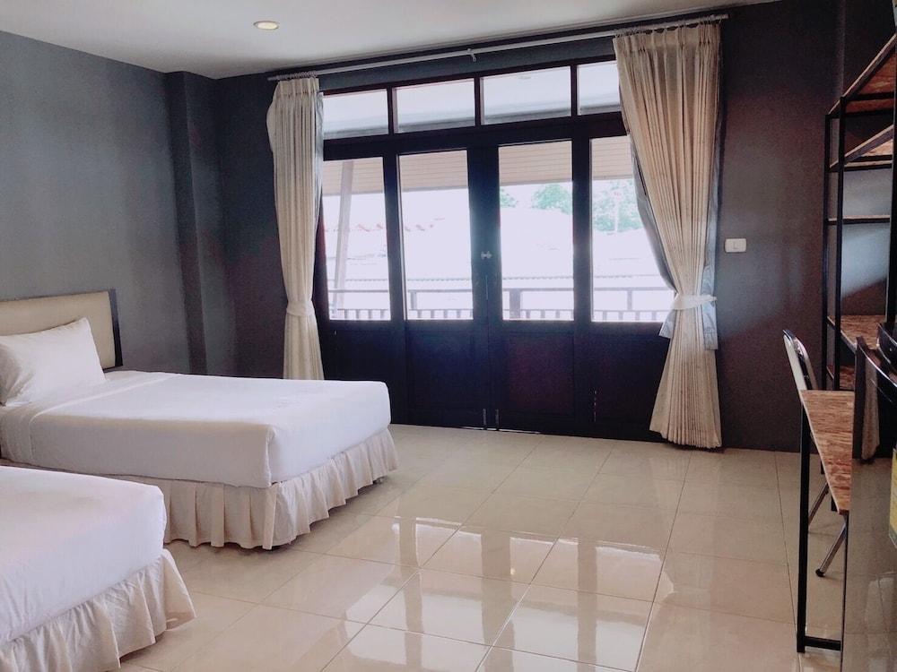 Laem Din Hotel Chaweng Room Type - Standard Twin Room