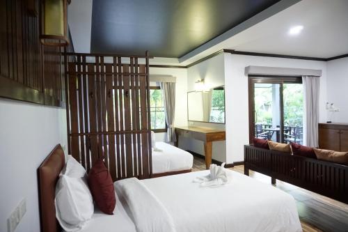 Lamai Inn 99 Bungalows Room Type - Family Bungalow Lamai Inn 99 Bungalows Room Type - Family Bungalow