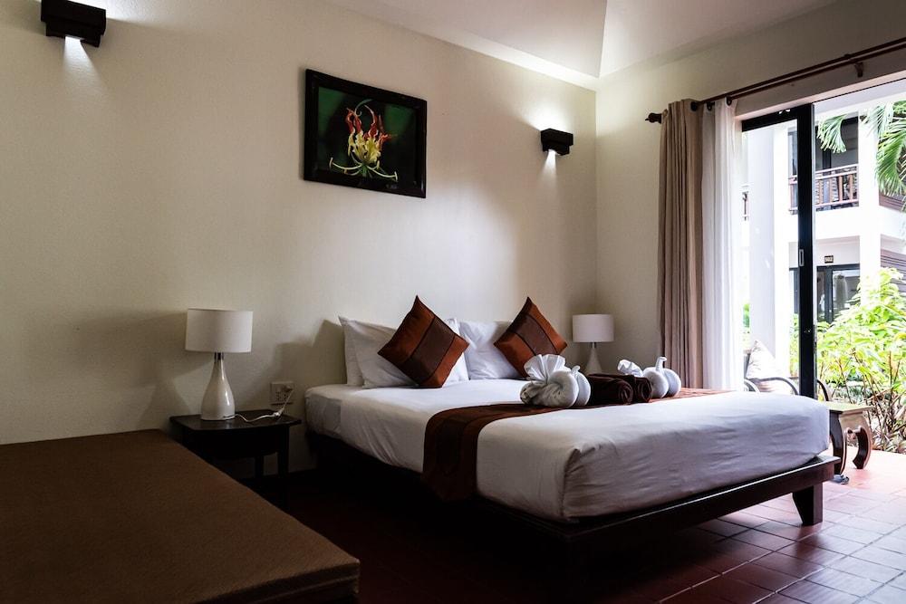 The Hive Hotel  Room Type - Standard Double or Twin Room