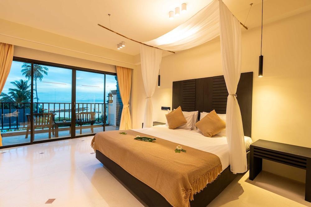 Samaya Wellness Resort Room Type - Deluxe Double Room, 1 Double Bed, Non Smoking, Sea View