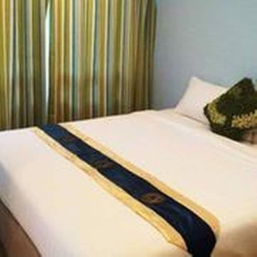 Nantra Chaweng Beach, Samui Room Type - Deluxe Room, Balcony