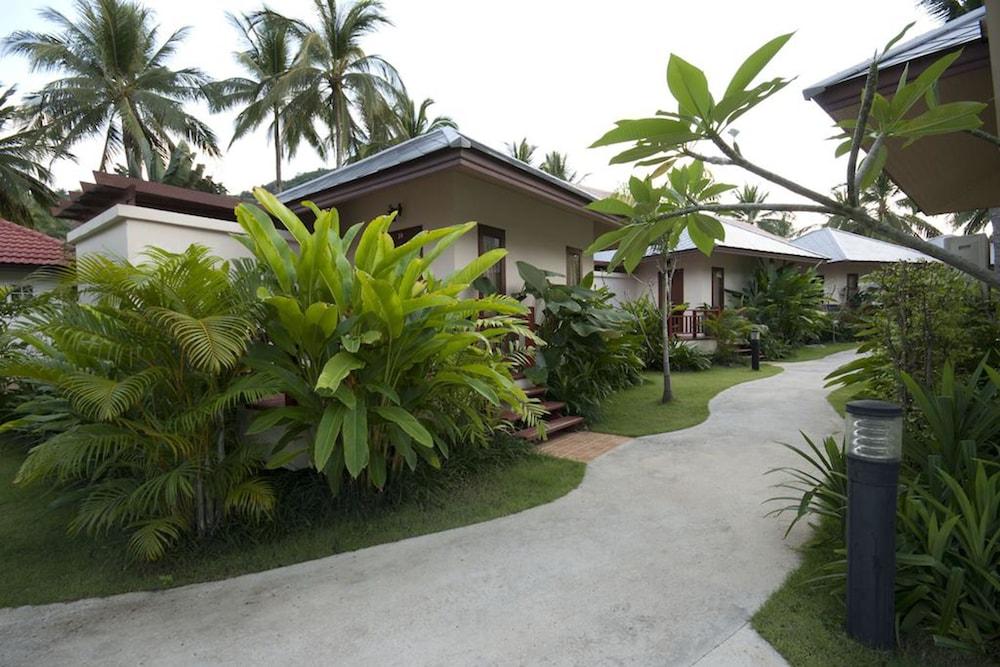 Promtsuk Buri Resort Room Type - Garden Court Bungalow