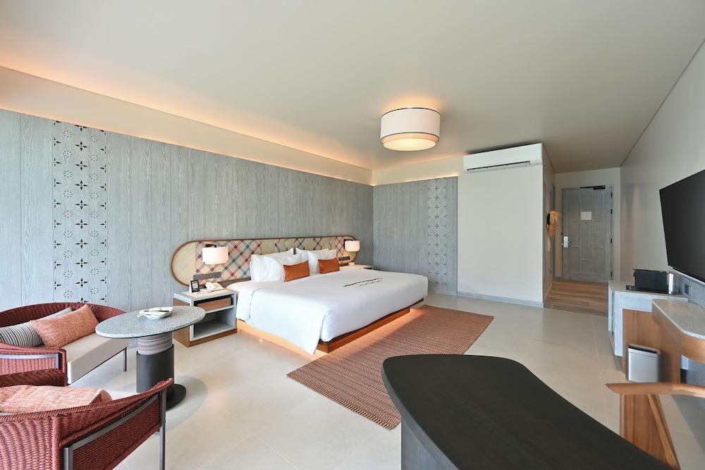 Rocky's Boutique Resort - Veranda Collection Samui - Tap to explore photos